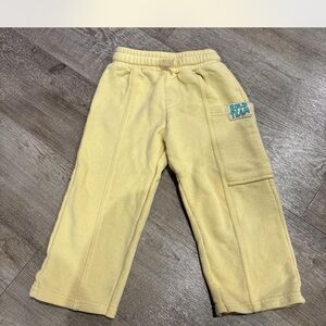 Zara Yellow Sweatpants with Relaxed Fit